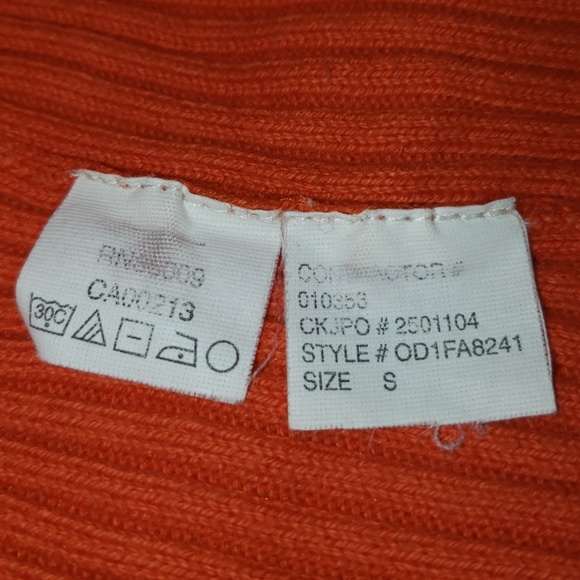 Calvin Klein Sweater - Picture 5 of 8